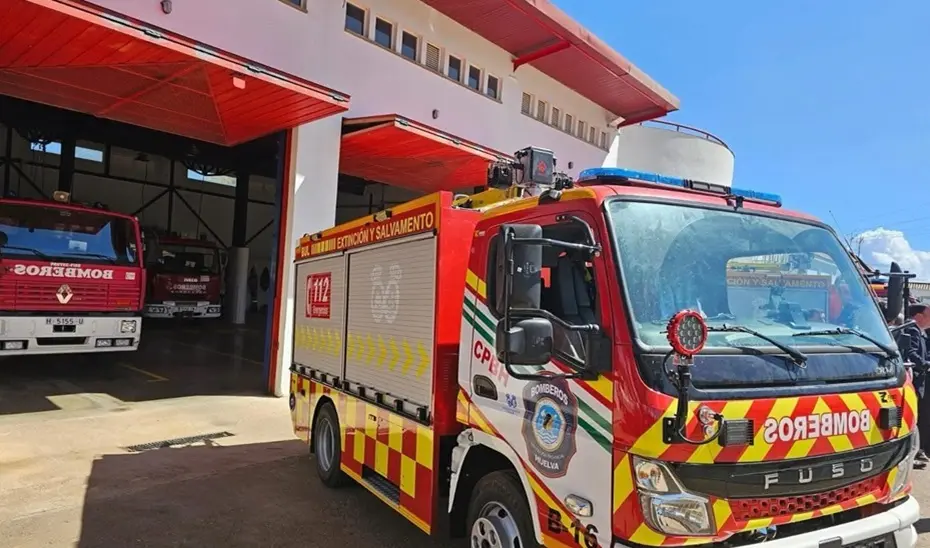 Camión de bomberos del Consorcio Provincial de Huelva