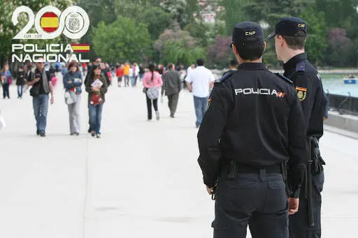 Polic&iacute;a Nacional