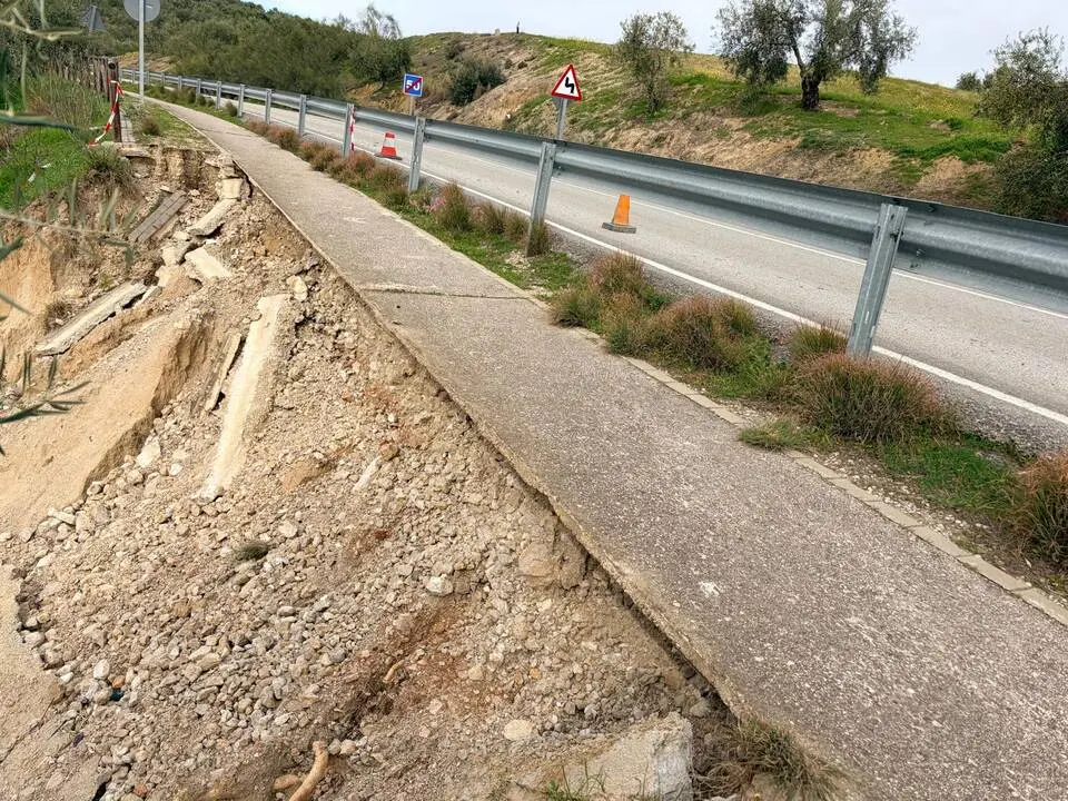 Carretera Alg&aacute;mitas