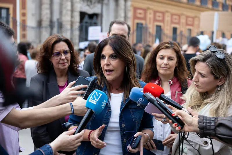 &Aacute;ngeles F&eacute;rriz