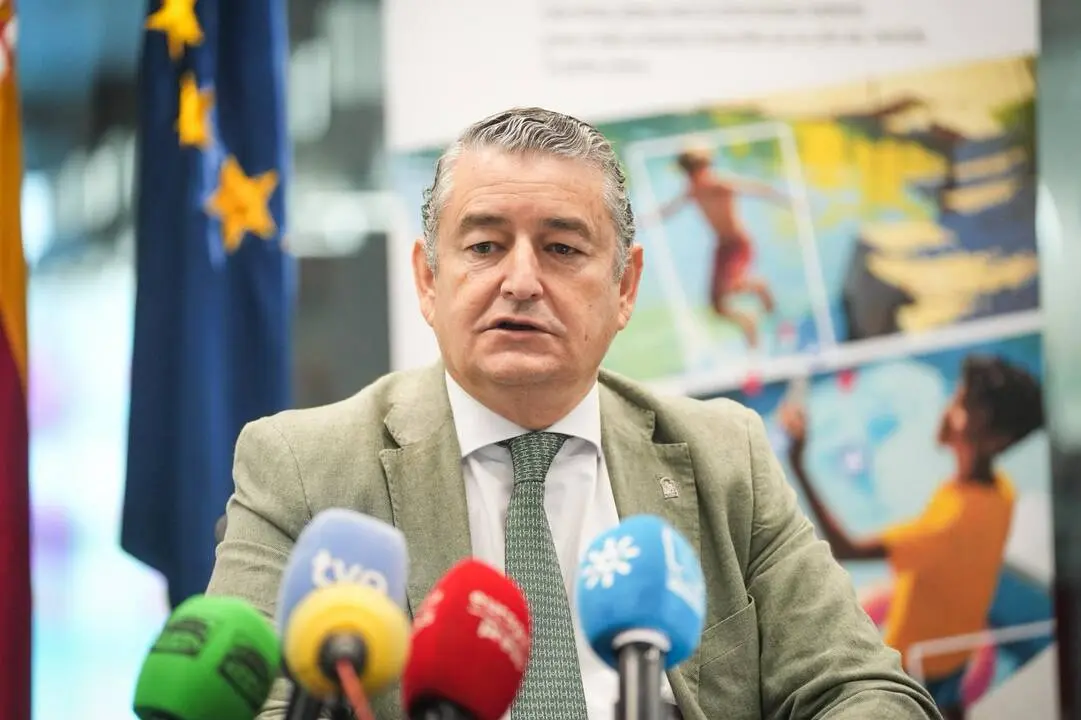 El director del Plan de Emergencias por Incendios Forestales de Andaluc&iacute;a (Infoca) y consejero de Sanidad, Presidencia y Emergencias en funciones, Antonio Sanz