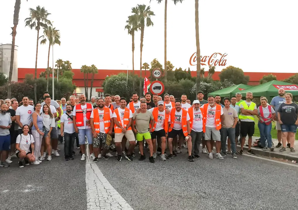 CCOO de Sevilla. Concentraci&oacute;n Coca Cola
