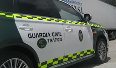 Veh&iacute;culo de la Guardia Civil de Tr&aacute;fico