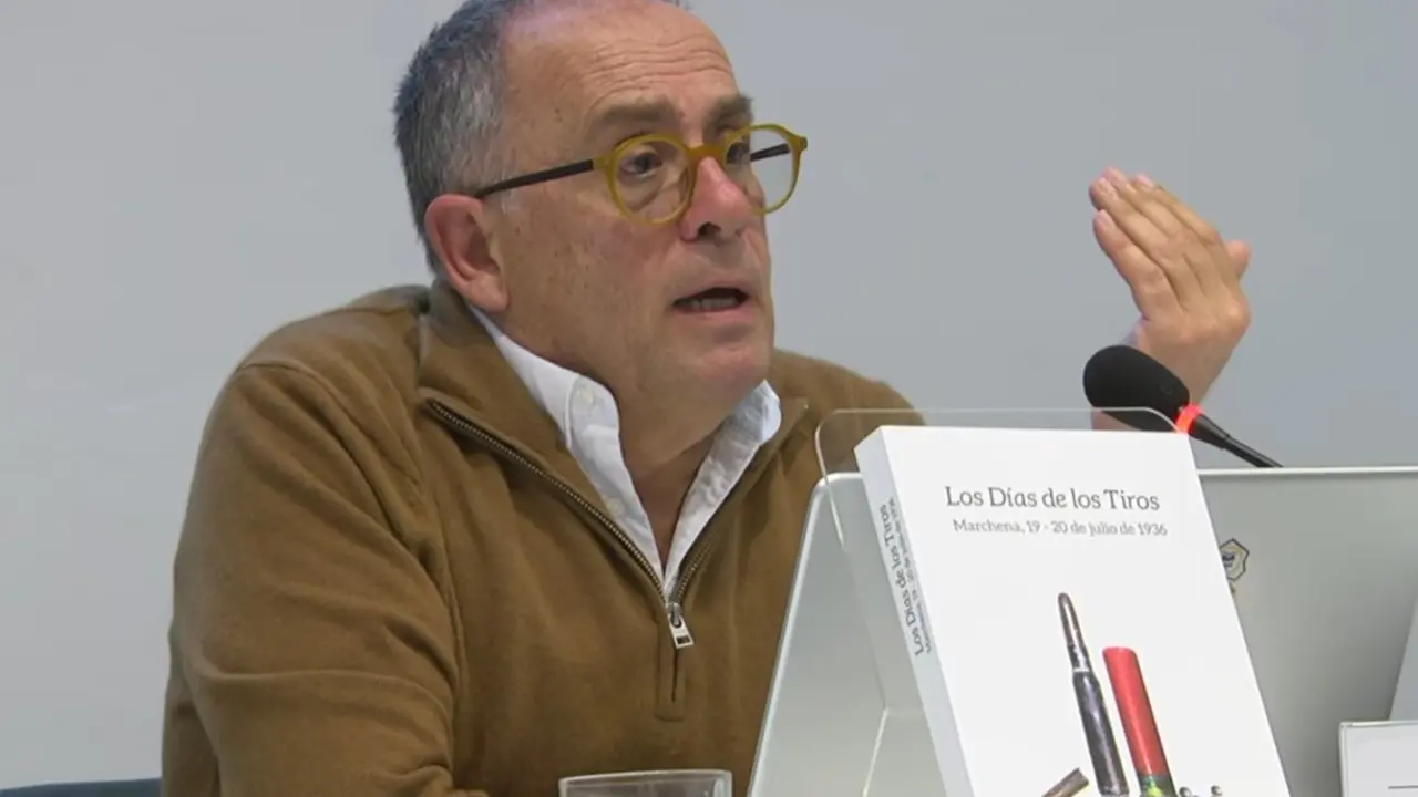 &Aacute;lvaro Cabezas - RTV Marchena