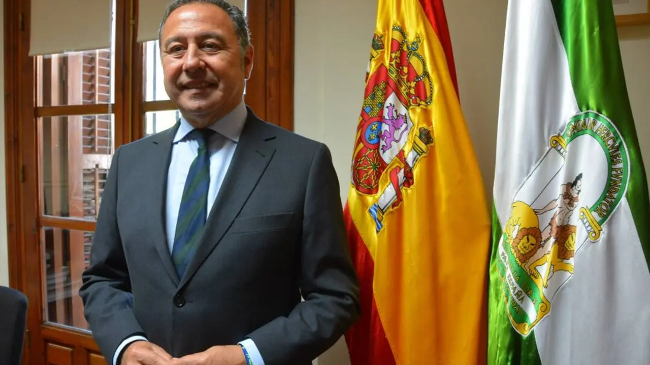 El delegado del Gobierno de la Junta en Andaluc&iacute;a en Sevilla, Ricardo S&aacute;nchez