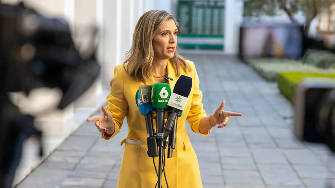 La portavoz del Grupo Socialista y vicesecretaria general del PSOE-A, Mar&iacute;a M&aacute;rquez