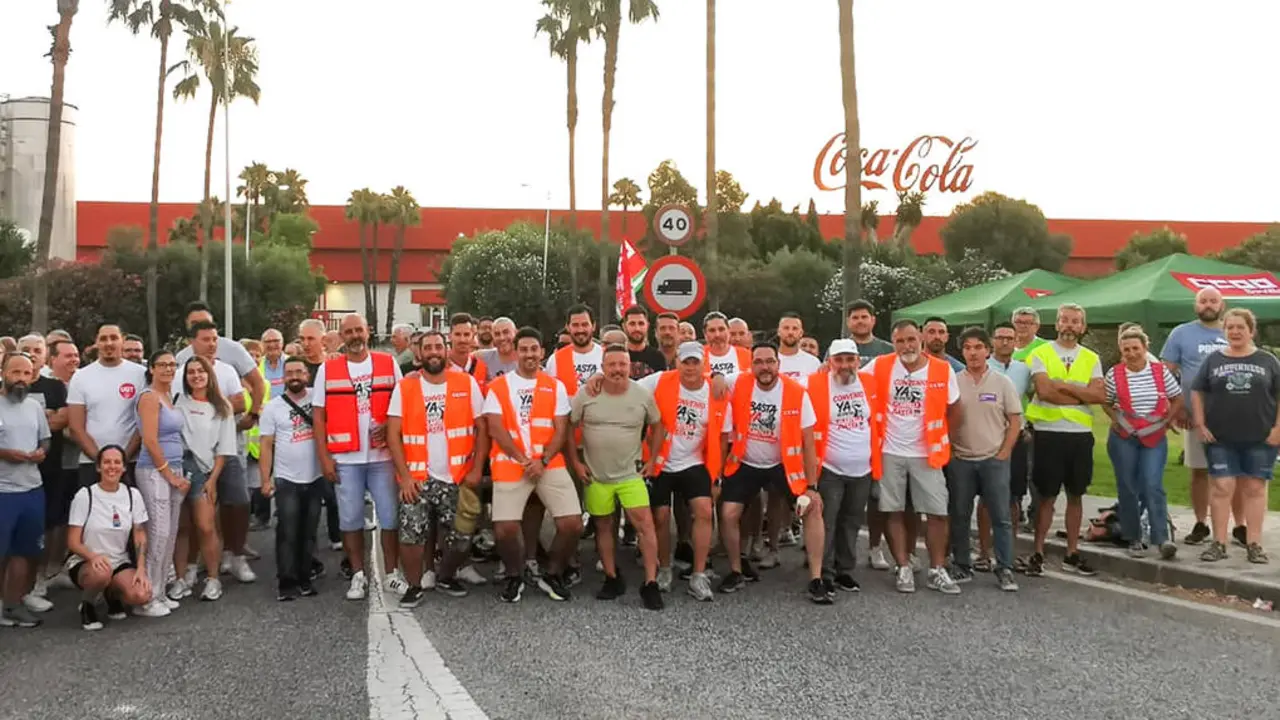 CCOO de Sevilla. Concentraci&oacute;n Coca Cola