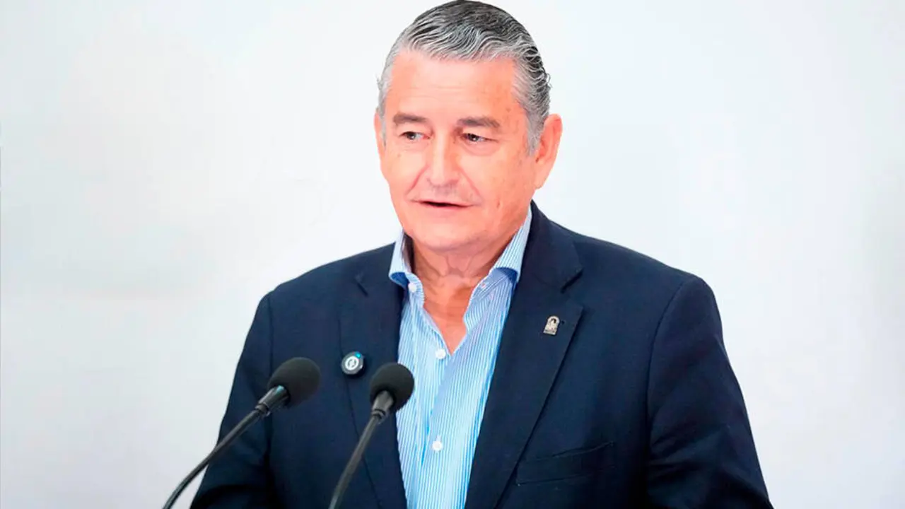 El vicepresidente de la Junta y consejero de Presidencia, Sanidad y Emergencias, Antonio Sanz