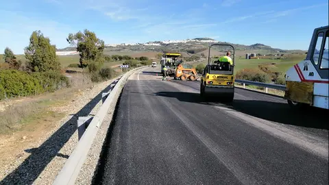 Obras de reparación de firmes en la carretera