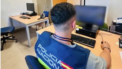 Polic&iacute;a Nacional