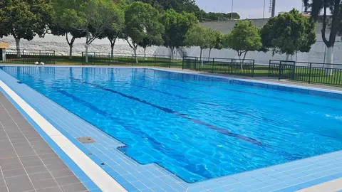 Piscina Paradas