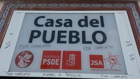FACHADA PSOE ALCAL&Aacute; DE GUADA&Iacute;RA