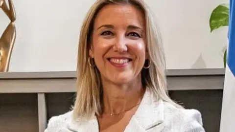Ana Isabel Jim&eacute;nez